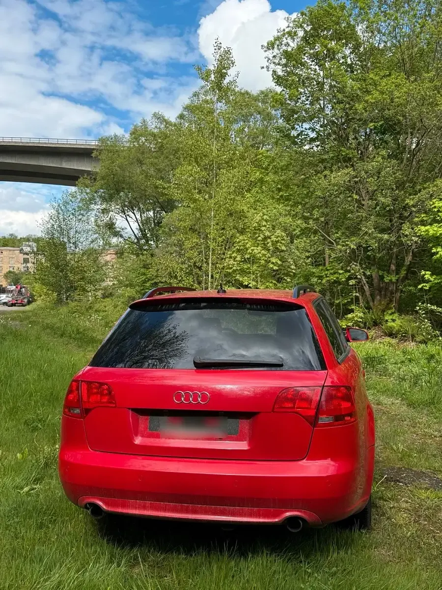 Gebraucht Audi A4 163 PS (119 kW) 2007 Rot Kombi