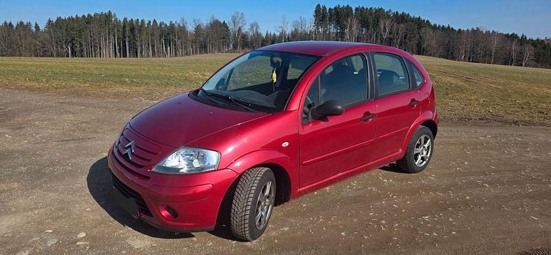 Gebraucht Citroën C3 Tonic 60 PS (44 kW) 2009 Rot Limousine