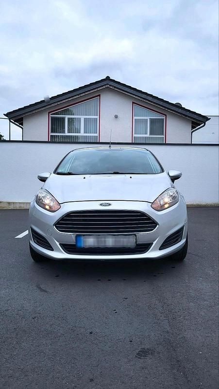 Gebraucht Ford Fiesta 2014 Grau Kleinwagen