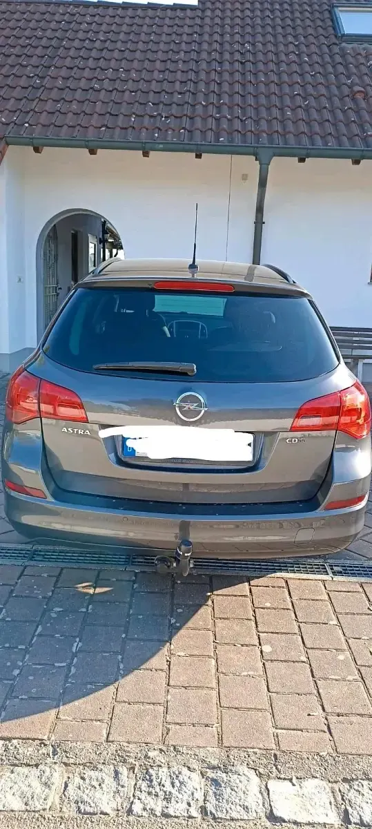 Brugt Opel Astra 125 HK (91 kW) 2011 Grå Stationcar