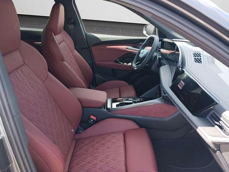 Gebraucht Audi SQ5 367 PS (269 kW) 2025 Daytonagrau perleffekt SUV