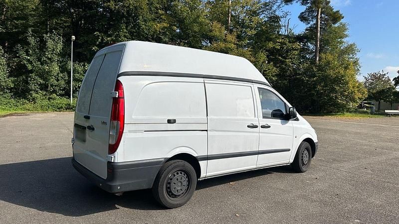 Gebraucht Mercedes Vito 116 PS (85 kW) 2007 Weiß Van