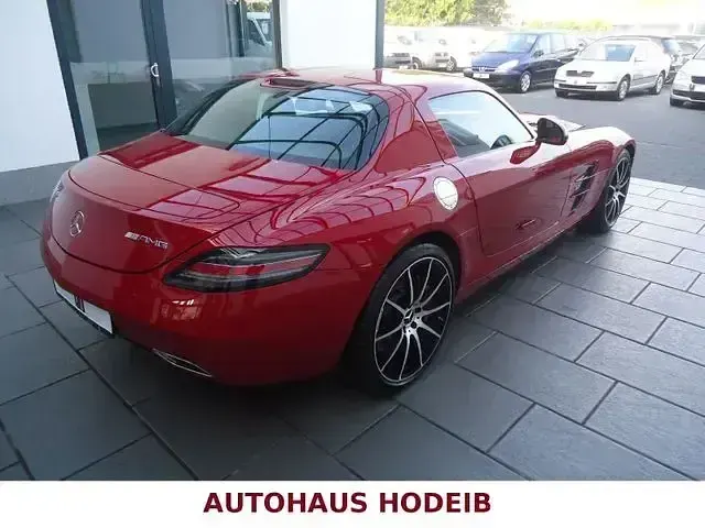 Gebraucht Mercedes SLS AMG AMG 571 PS (419 kW) 2013 Rot metallicbraun Coupé