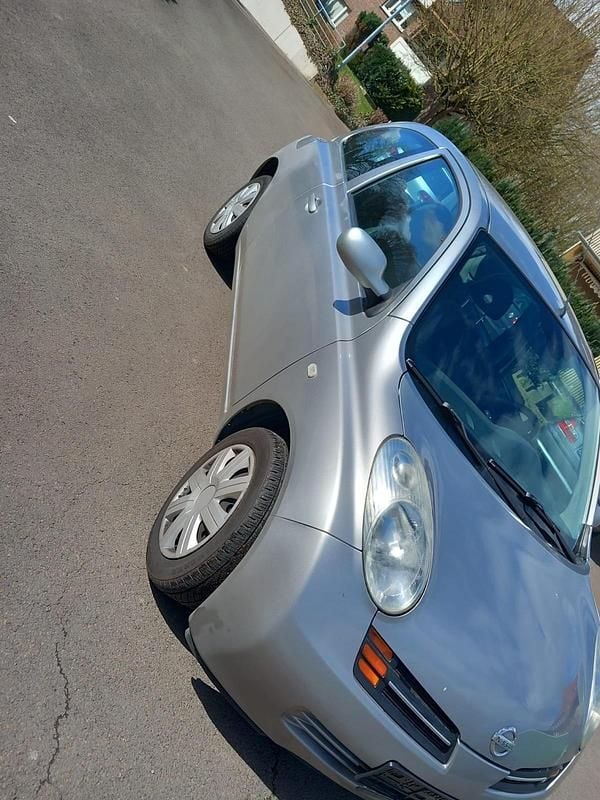 Gebraucht Nissan Micra 88 PS (64 kW) 2003 Silber Kleinwagen