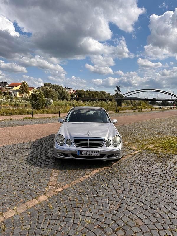 Gebraucht 2002 Mercedes E270 Limousine | 2.300 € (Fairer Preis) - Bild 1/4