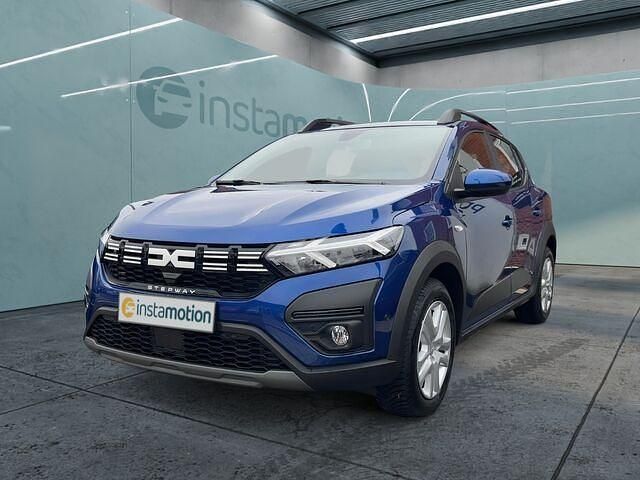 Gebraucht Dacia Sandero Expression 91 PS (66 kW) 2024 Blau Kleinwagen