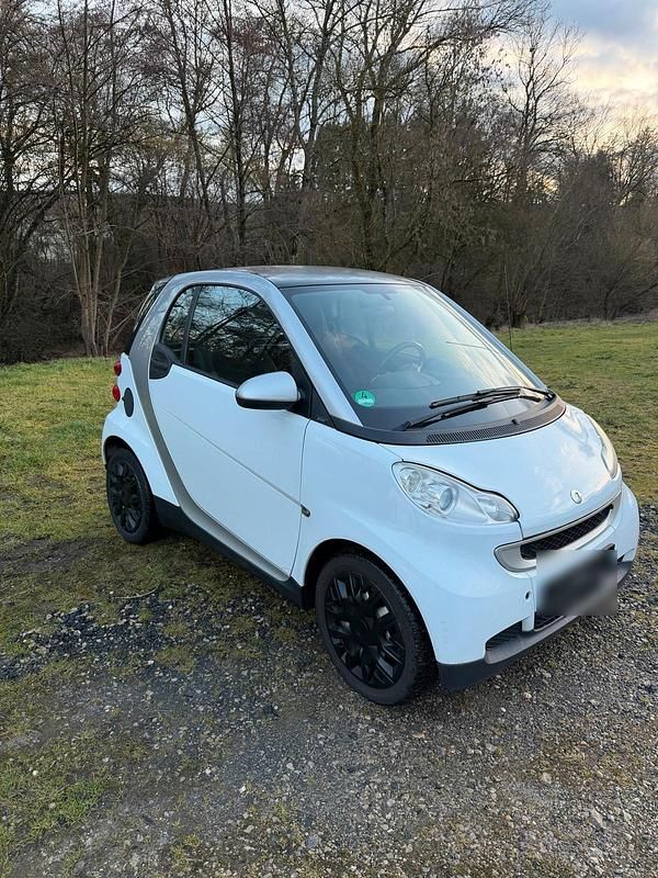 Gebraucht Smart ForTwo Coupé 70 PS (51 kW) 2010 Weiß Coupé