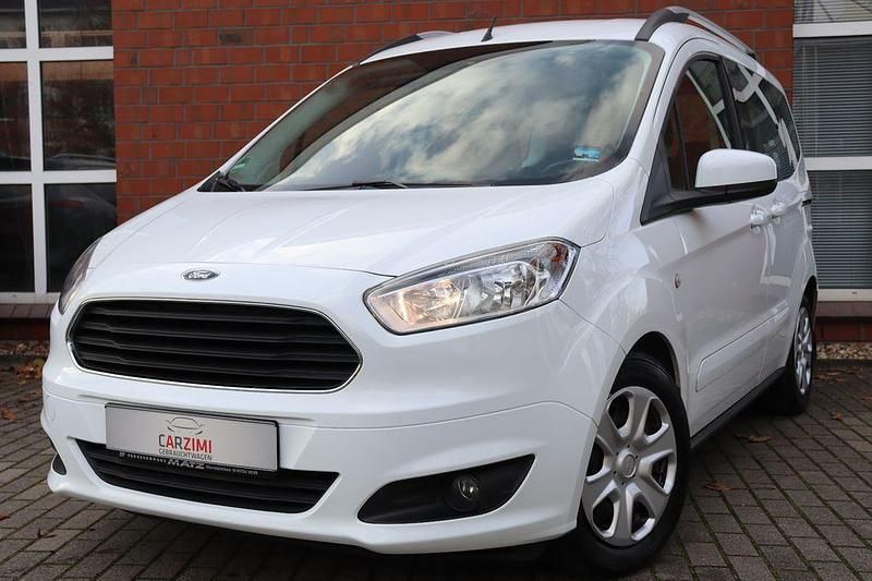 Weiß Gebraucht 2017 Ford Tourneo Courier Trend Van / Kleinbus | 6.490 € (Guter Preis) - Bild 1/4