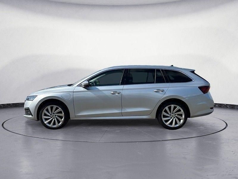 Gebraucht Skoda Octavia Style 204 PS (150 kW) 2021 Silber Kombi