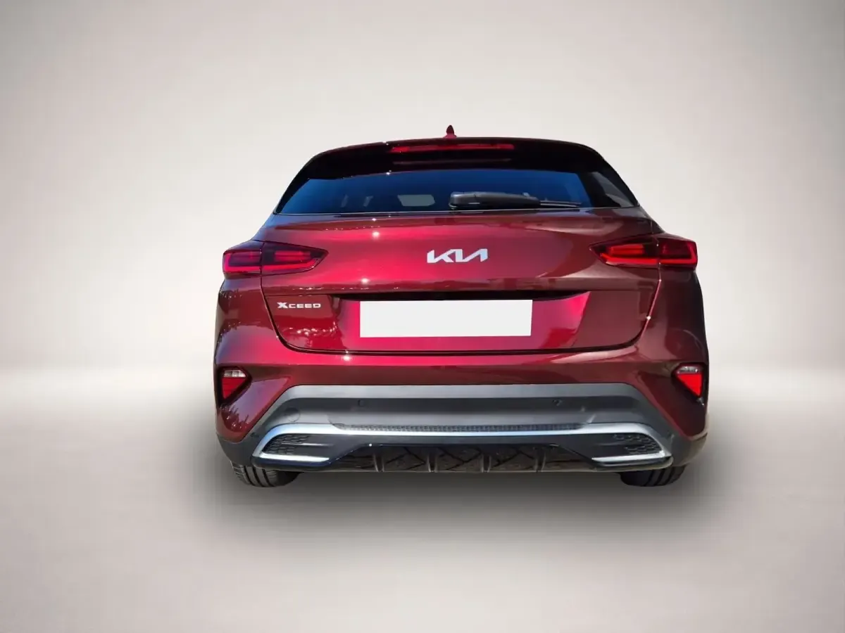 Neu Kia XCeed 150 PS (110 kW) 2026 Rot SUV