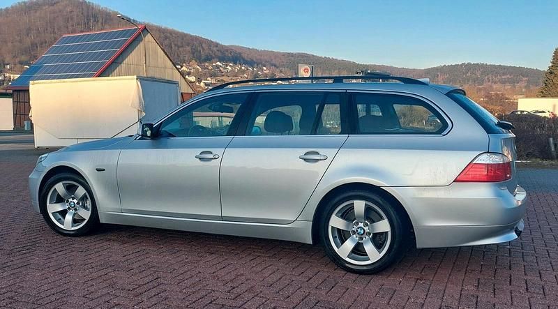 Gebraucht BMW 523 190 PS (139 kW) 2008 Silber Kombi