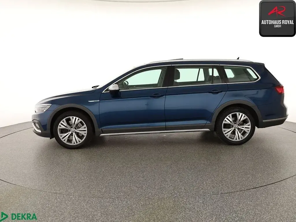 Używany VW Passat Alltrack 239 KM (175 kW) 2019 Niebieski Kombi