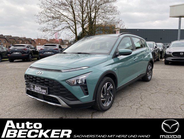 Grau Gebraucht 2022 Hyundai Bayon Select SUV | 15.490 € (Superpreis) - Bild 1/4