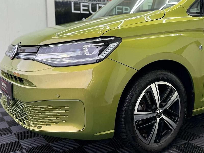 Gebraucht VW Caddy Style 116 PS (85 kW) 2022 Grün Van / Kleinbus