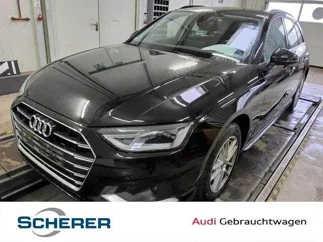 Second-hand Audi A4 Advanced Plus 163 CP (119 kW) 2020 Negru Break