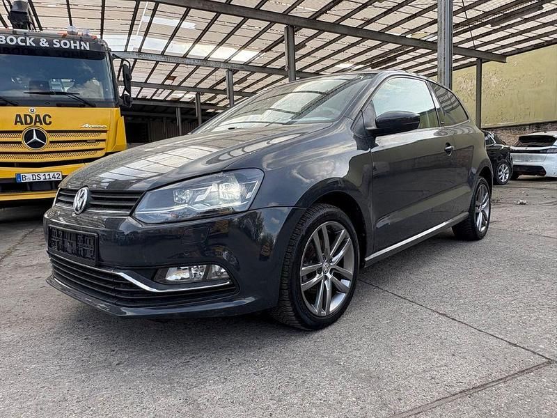 Gebraucht VW Polo Allstar 90 PS (66 kW) 2016 Grau