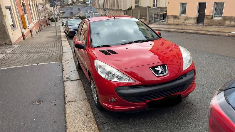 Gebraucht Peugeot 206 75 PS (55 kW) 2009 Rot Limousine