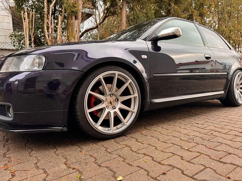 Gebraucht Audi S3 Design 225 PS (165 kW) 2002 Blau Kleinwagen