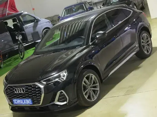 Gebraucht Audi Q3 Sportback S-Line 150 PS (110 kW) 2022 Mythos black SUV