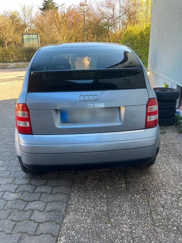 Usado Audi A2 75 HP (55 kW) 2004 Prateado Citadino