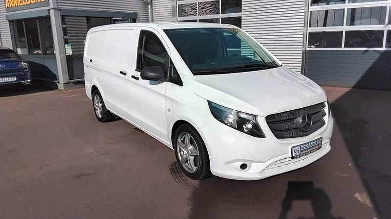 Gebraucht Mercedes Vito 190 PS (139 kW) 2017 Weiß Van