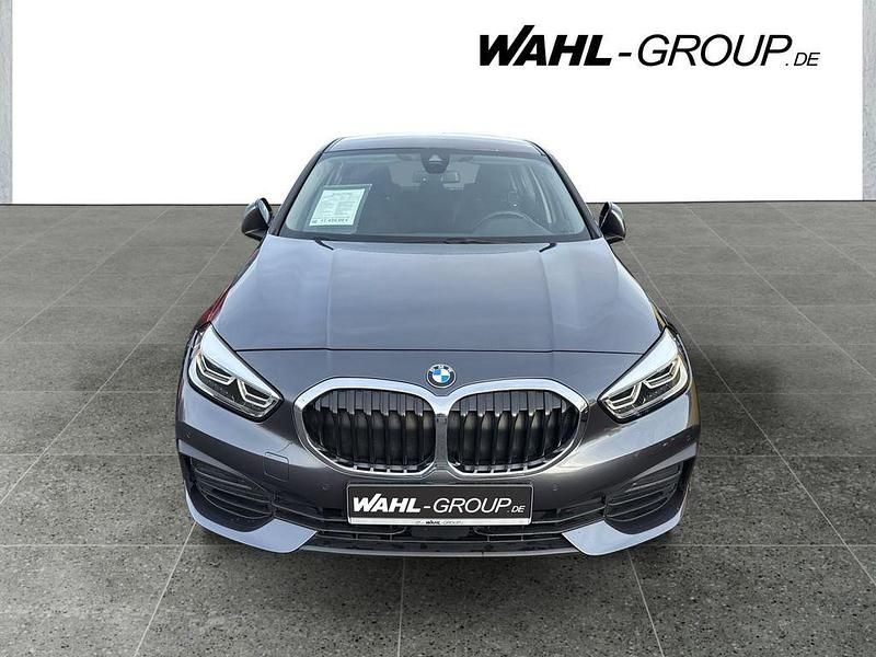 Gebraucht BMW 116 Advantage 116 PS (85 kW) 2021 Grau Kleinwagen