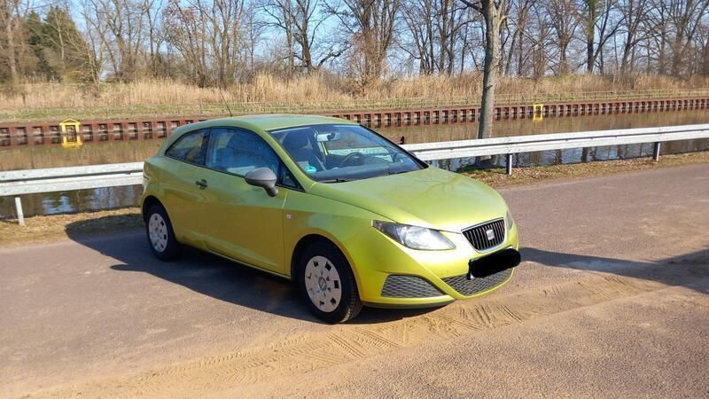 Gelb Gebraucht 2009 Seat Ibiza Kleinwagen | 3.700 € (Fairer Preis) - Bild 1/4