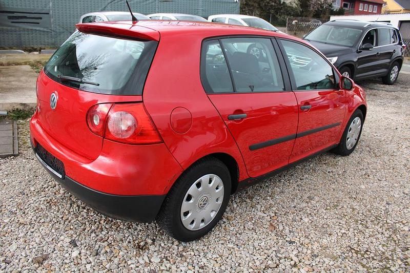 Gebraucht VW Golf IV Trendline 75 PS (55 kW) 2005 Rot Limousine