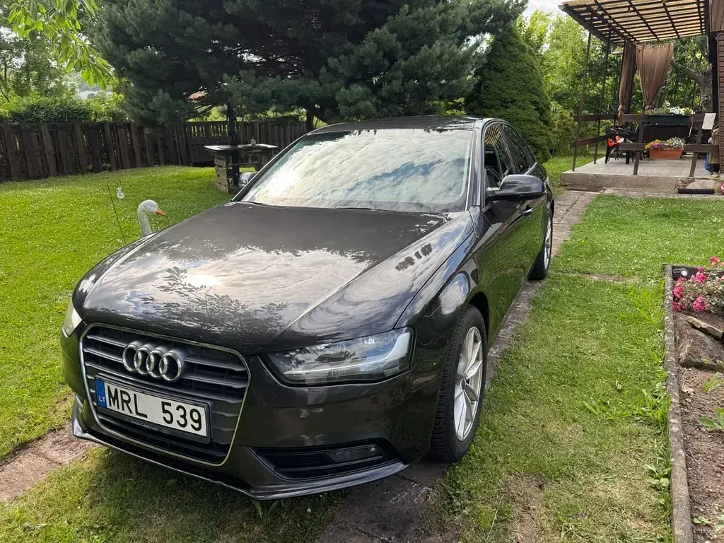Gebraucht Audi A4 Ambition 177 PS (130 kW) 2014 Limousine