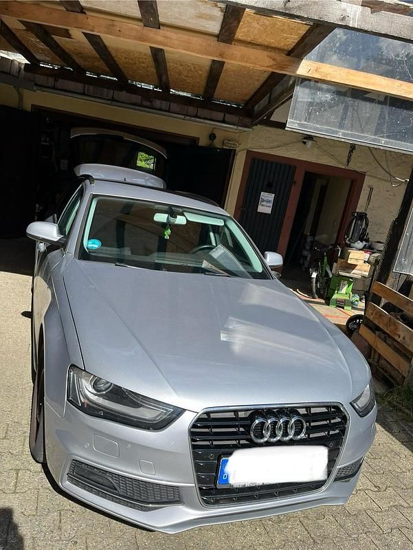 Silber Gebraucht 2015 Audi A4 Kombi | 10.500 € (Fairer Preis) - Bild 1/4