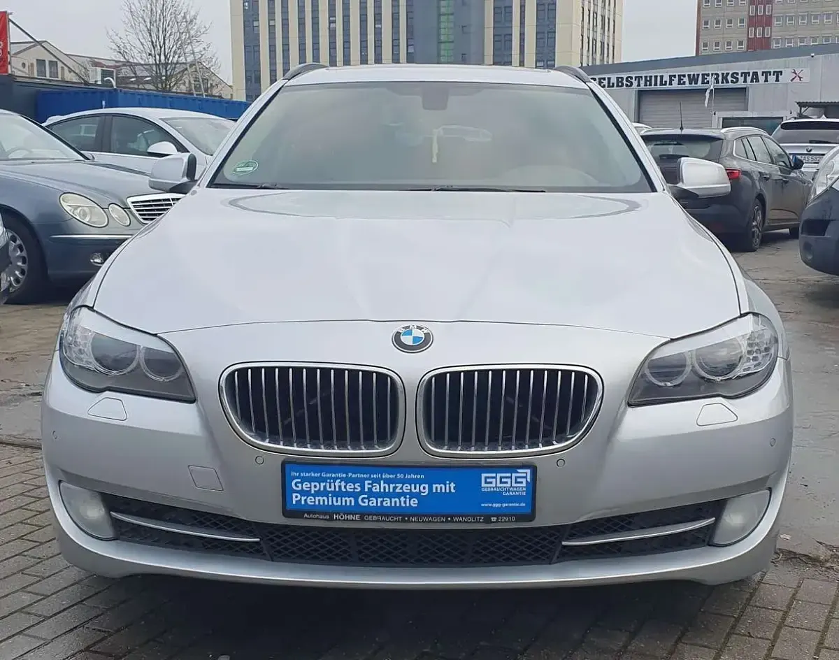 Usata BMW 520 184 CV (135 kW) 2013 Argento Station wagon