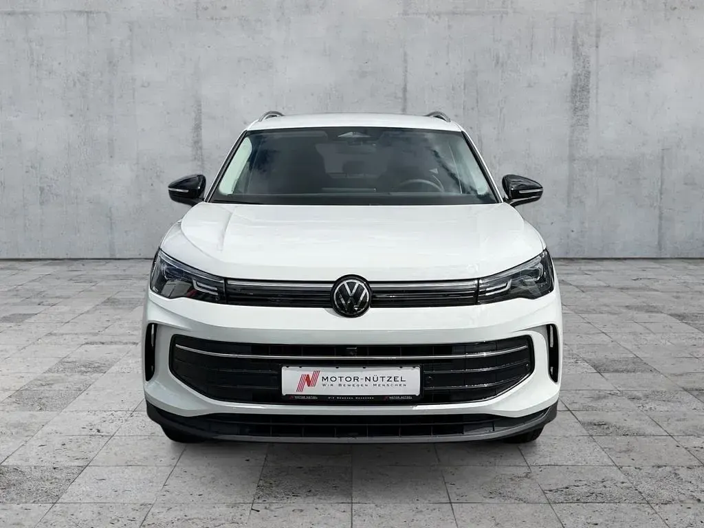 Neu VW Tiguan Life 150 PS (110 kW) 2026 Weiß SUV
