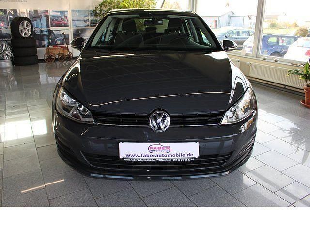 Gebraucht VW Golf VII Comfortline 110 PS (80 kW) 2016 Grau Limousine