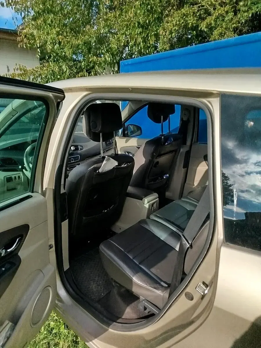 Gebraucht Renault Mégane III 2011 Braun Limousine