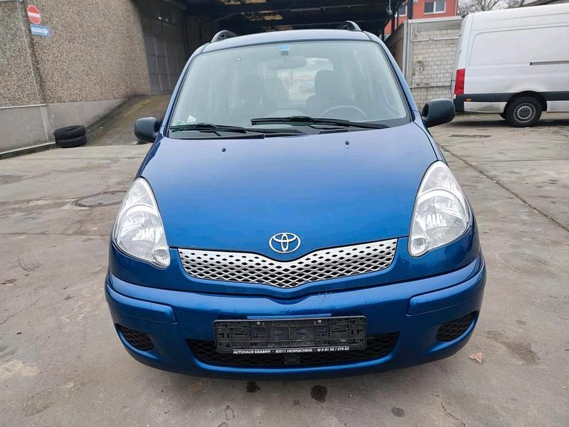 Blau Gebraucht 2003 Toyota Yaris Verso Van / Kleinbus | 2.450 € (Fairer Preis) - Bild 1/4