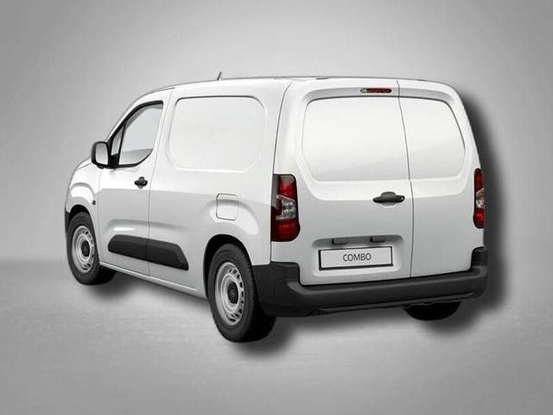 Gebraucht Opel Combo 102 PS (75 kW) 2025 Andere Limousine