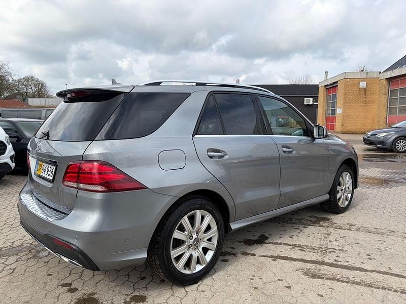 Gebraucht Mercedes GLE350 258 PS (189 kW) 2016 Grau SUV