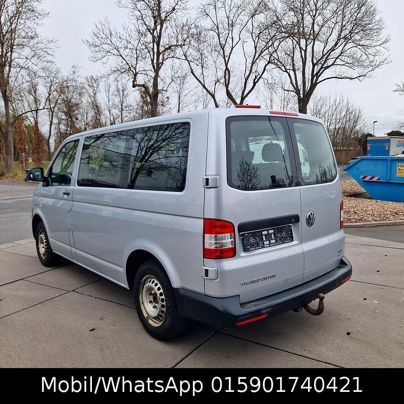 Gebraucht VW Transporter 140 PS (102 kW) 2015 Silber Van