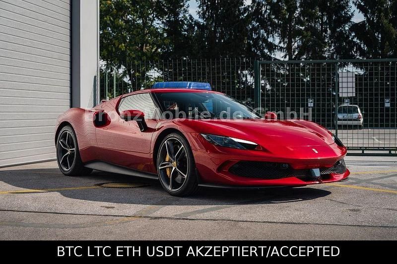Gebraucht Ferrari 296 829 PS (609 kW) 2023 Rot