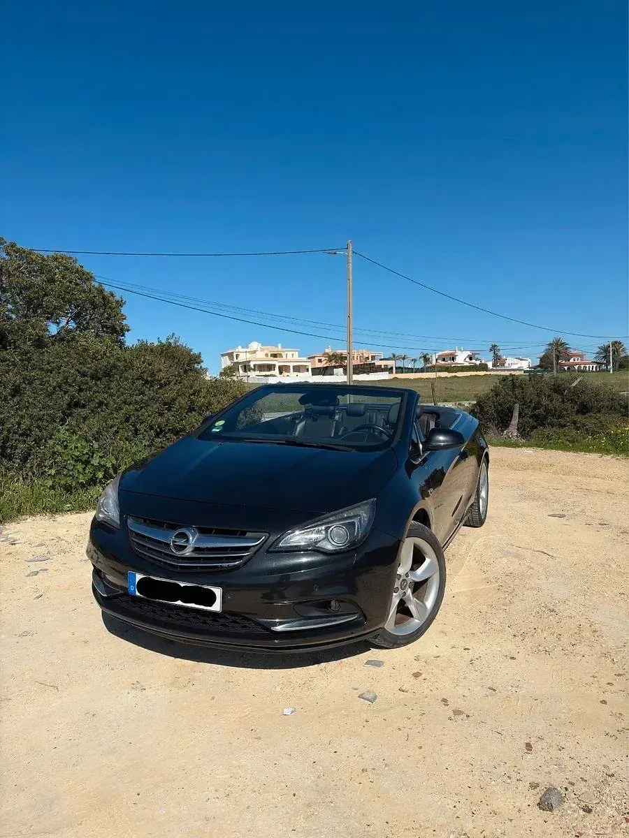 Gebraucht Opel Cascada 165 PS (121 kW) 2014 Schwarz Cabrio