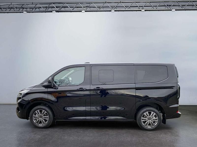 Neu Ford Tourneo Titanium 150 PS (110 kW) 2025 Agate black Van / Kleinbus