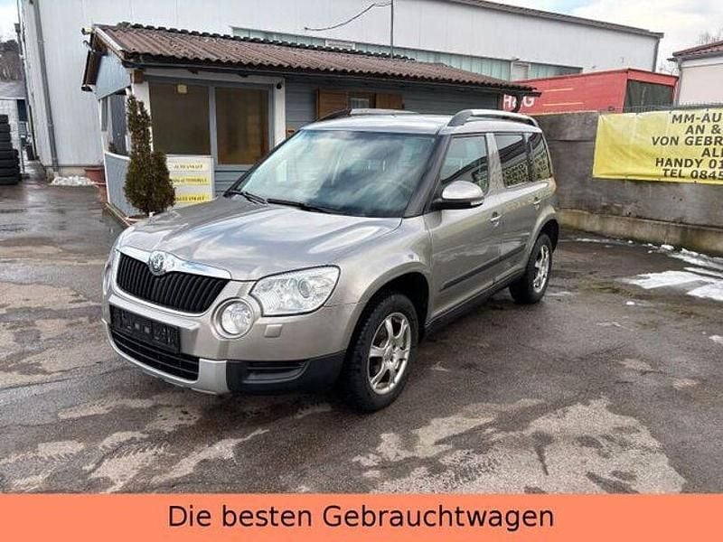 Beige Gebraucht 2012 Skoda Yeti Elegance SUV | 4.590 € (Superpreis) - Bild 1/4
