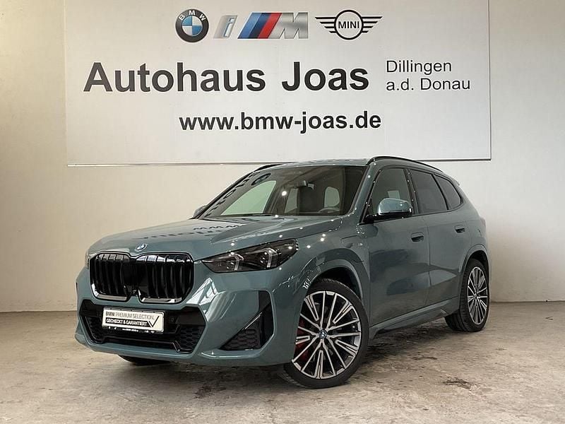 Grün Gebraucht 2024 BMW X1 M Sport SUV | 57.500 € (Teuer) - Bild 1/4