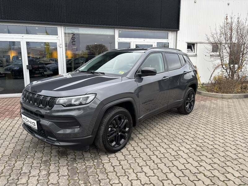 Grau Gebraucht 2023 Jeep Compass Night Eagle SUV | 27.980 € (Fairer Preis) - Bild 1/4
