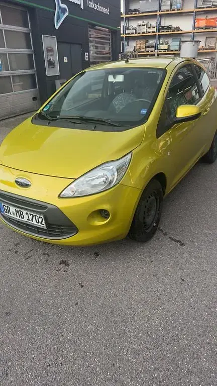 Gebraucht Ford Ka Cool & Sound Edition 69 PS (50 kW) 2014 Gelb Kleinwagen