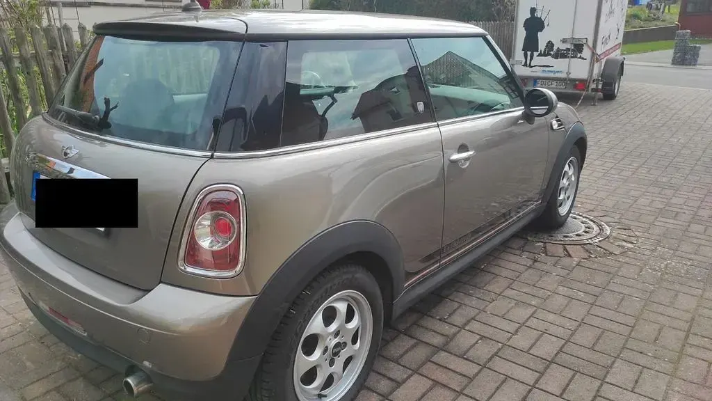 Gebraucht Mini ONE 75 PS (55 kW) 2012 Andere farben Kleinwagen