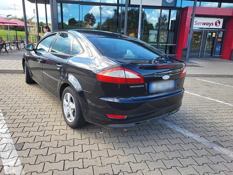 Gebraucht Ford Mondeo 145 PS (106 kW) 2008 Schwarz Limousine