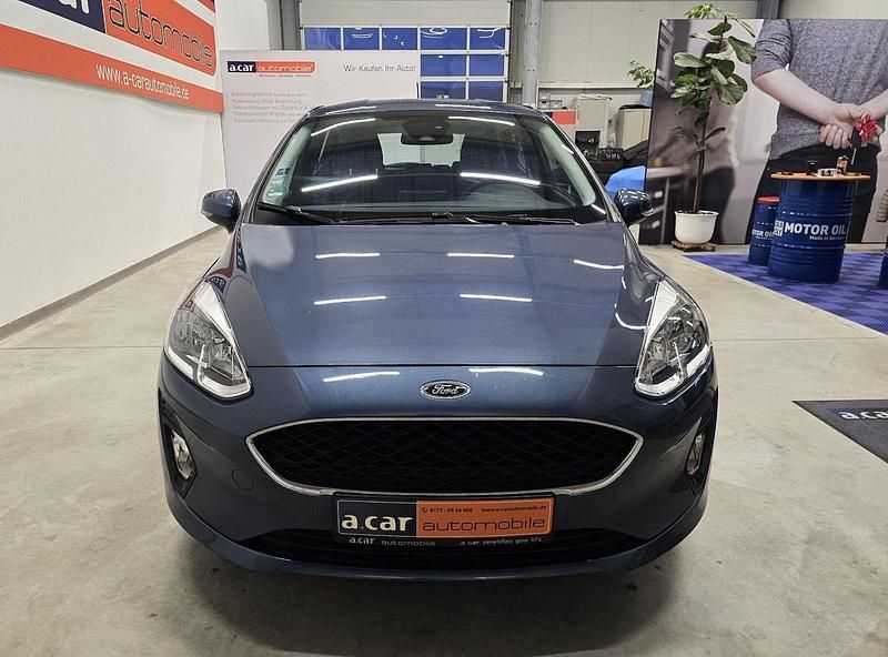 Gebraucht Ford Fiesta Cool & Connect 95 PS (69 kW) 2020 Blau Kombi