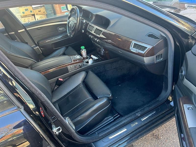 Gebraucht BMW 730 Shadowline 231 PS (169 kW) 2008 Schwarz Limousine