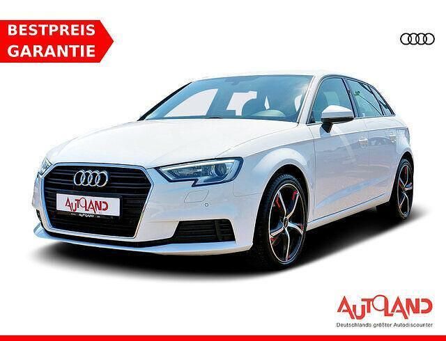 Weiss Gebraucht 2019 Audi A3 Comfort Limousine | 20.990 € (Fairer Preis) - Bild 1/4